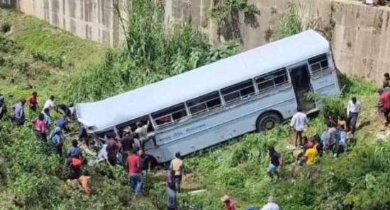 Three Dead, 30 Injured in Hatton Bus Accident